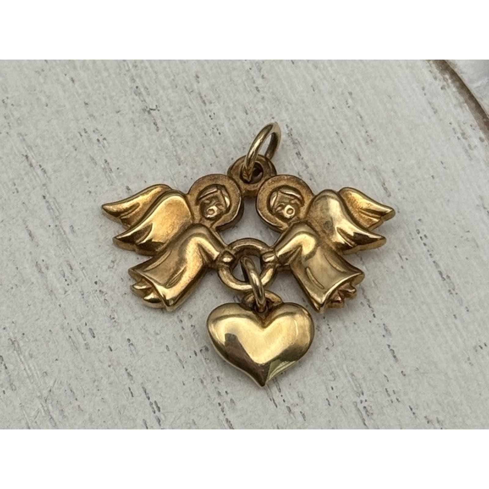 Retired Vintage James Avery 14k Yellow Gold Guardian Angel Pendant 1 In 653 G 800$